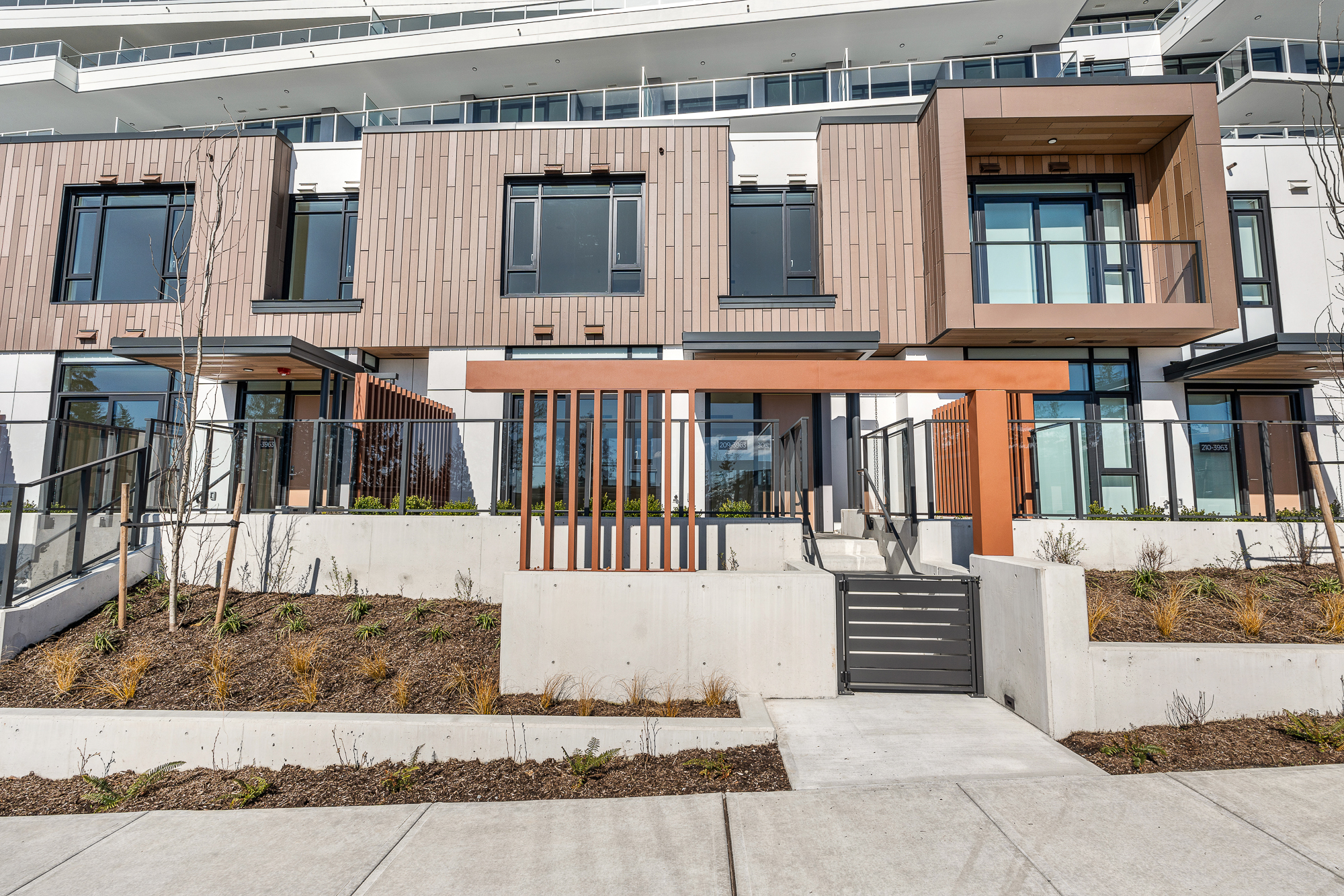 #209 – 3963 Uplands Way